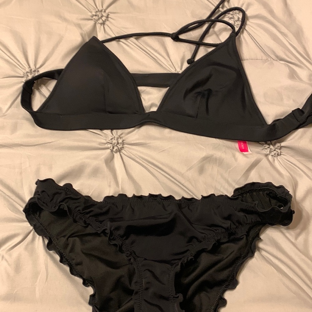 Victoria secret top and cheeky bottoms